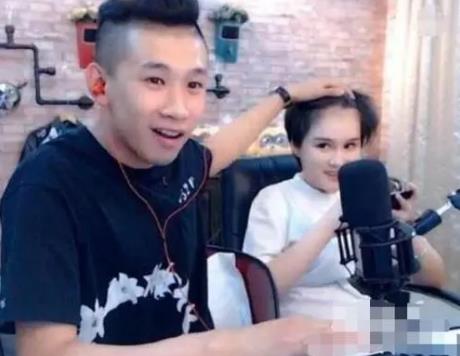 天佑說白玩球球三年 天佑和球球談了多久 2