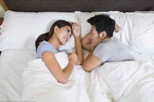 祝福新婚夫妻的祝福語 一生幸福永同心
