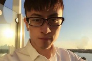 秦奮他爸是誰?秦奮的爹到底是干啥的