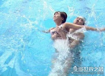 世界上最嚇人的跳水失敗事件 讓人看了頭皮發麻 1
