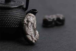 銀曜石功效與作用 避邪化煞鎮(zhèn)宅納福