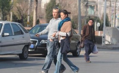 央視主持人亞寧的現狀 亞寧和誰在一起了 11