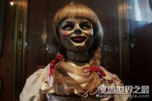 安娜貝爾的照片和身世是什么樣 鬼娃安娜貝爾的故事