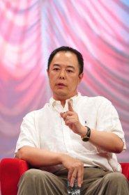 張鐵林加入英國國籍是真的嗎 1